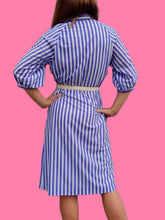 Charger l'image dans la galerie, Robe vintage Martha - A rayures bleues et blanches. Taille M, 38, 40. Elvi Couture. Made in Holland.