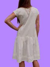Charger l'image dans la galerie, Robe vintage Héloïse - Col Victorien brodé écru. Taille S, 36, 38.