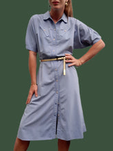 Charger l'image dans la galerie, Robe chemise vintage Liliane - Bleu glacier, boutonnée. Taille L, 40, 42. Jean Bailly. Made in France.