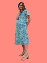 Charger l'image dans la galerie, Robe vintage Léanne - Maternité. Carreaux et fleurs anis. Taille M, 38, 40. Péro. Made in France.