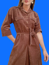 Charger l'image dans la galerie, Robe vintage Célia - Peau de pêche marron. Taille S ou 36, 38. Made in France.