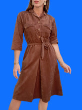 Charger l'image dans la galerie, Robe vintage Célia - Peau de pêche marron. Taille S ou 36, 38. Made in France.