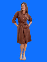 Charger l'image dans la galerie, Robe vintage Célia - Peau de pêche marron. Taille S ou 36, 38. Made in France.