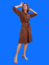 Charger l'image dans la galerie, Robe vintage Célia - Peau de pêche marron. Taille S ou 36, 38. Made in France.
