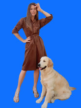 Charger l'image dans la galerie, Robe vintage Célia - Peau de pêche marron. Taille S ou 36, 38. Made in France.