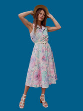 Charger l'image dans la galerie, Robe vintage Marjorie - Fleurs abstraites pastels. Coton. Taille M, 38, 40. C&A. Made in Belgium.