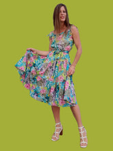 Charger l'image dans la galerie, Robe vintage Brigitte - Fleurs exotiques et épaules a nouer. Taille M, 38, 40. J.P Delfin. Made in France.