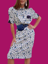 Charger l'image dans la galerie, Robe vintage Charlotte - Fleurie blanche et bleue. Taille M, 38, 40. Made in France.