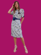 Charger l'image dans la galerie, Robe vintage Charlotte - Fleurie blanche et bleue. Taille M, 38, 40. Made in France.