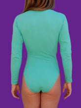 Charger l'image dans la galerie, Body Amélina - Vert. Col cranté. Taille S, 36, 38. Maremoto. Made in Italy.