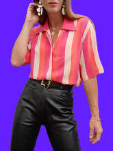 Charger l'image dans la galerie, Chemisier 'Seconde' Marjorie - Soie rayée rose et corail. Taille L, 40, 42. Laurene M.