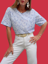 Charger l'image dans la galerie, Blouse vintage Molly - Fleuri parme. Taille XL, 42, 44.