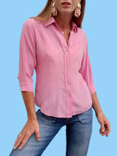 Charger l'image dans la galerie, chemisier "Seconde" Elisa - Soie rose bonbon. Taille S, 36, 38. Taille S, 36, 38. Gerard Darel. Made in Italy