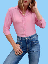 Charger l'image dans la galerie, chemisier "Seconde" Elisa - Soie rose bonbon. Taille S, 36, 38. Taille S, 36, 38. Gerard Darel. Made in Italy