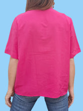 Charger l'image dans la galerie, Chemisier vintage Éveline - Plissé rose vif. Taille M, 38, 40. PierBé. Made in France.