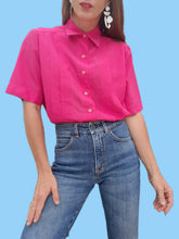 Charger l'image dans la galerie, Chemisier vintage Éveline - Plissé rose vif. Taille M, 38, 40. PierBé. Made in France.