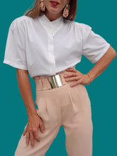 Charger l'image dans la galerie, Chemisier vintage Clarisse - Blanc au col boutonné. Taille S, 36, 38. Made in France.