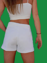 Charger l'image dans la galerie, Short vintage Claire - 3 bandes blanc et bleu ciel. Taille M, 38, 40. Adidas