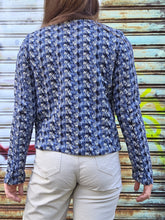 Charger l'image dans la galerie, Veste 'seconde' Lola - Imprimé graphique bleu, noir et gris. Taille L, 40, 42. Esprit.
