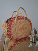 Charger l'image dans la galerie, Sac Marilyn - En paille naturelle réhaussé d'un liseré rouge.