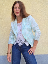 Charger l'image dans la galerie, Veste 'Seconde' Stella - Vert pastel motifs Cachemire Paisley et manches froncées. Taille S, 36, 38.