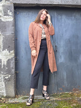 Charger l'image dans la galerie, Trench vintage Florence - En suédine marron chocolat 70s. Taille L, 40, 42. Made in France