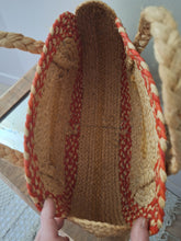 Charger l'image dans la galerie, Sac Marilyn - En paille naturelle réhaussé d'un liseré rouge.