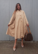 Charger l'image dans la galerie, Trench-Coat vintage Kamélia - Coupe Oversize. Beige. Taille M, 38, 40