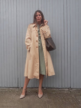 Charger l'image dans la galerie, Trench-Coat vintage Kamélia - Coupe Oversize. Beige. Taille M, 38, 40