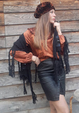 Charger l'image dans la galerie, Béret vintage Kelly - Motifs feuillages, soie et viscose.