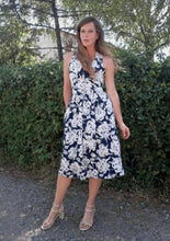 Charger l'image dans la galerie, Robe vintage Amandine - A bretelles croisées au dos. Taille XS ou 34, 36