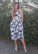 Charger l'image dans la galerie, Robe vintage Amandine - A bretelles croisées au dos. Taille XS ou 34, 36