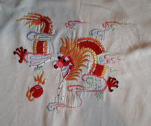 Charger l'image dans la galerie, Kimono Hikary - Blanc cassé en pure soie et broderies fantaisies