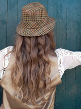 Charger l'image dans la galerie, Chapeau vintage Gaïa - Trilby à carreaux Ecossais