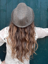 Charger l'image dans la galerie, Chapeau vintage Adélie - Trilby à imprimé pattes d'oie