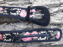 Charger l'image dans la galerie, Ceinture vintage Salomé - Cuir & soie, imprimé floral. Taille S, 36, 38