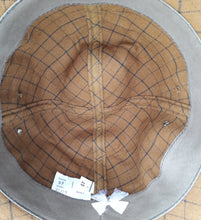 Charger l'image dans la galerie, Chapeau vintage Cassie - Trilby à carreaux en coton moka et noir