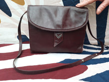 Charger l'image dans la galerie, Sac vintage Adélaïde - Cuir bordeaux