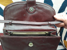 Charger l'image dans la galerie, Sac vintage Adélaïde - Cuir bordeaux