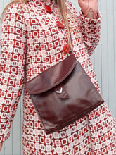 Charger l'image dans la galerie, Sac vintage Adélaïde - Cuir bordeaux