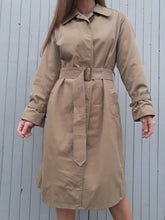 Charger l'image dans la galerie, Trench-Coat vintage April - Paletot Burberrys. Taille L, 40, 42. Tartan