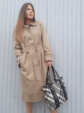 Charger l'image dans la galerie, Trench-Coat vintage April - Paletot Burberrys. Taille L, 40, 42. Tartan
