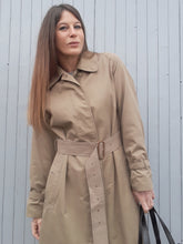 Charger l'image dans la galerie, Trench-Coat vintage April - Paletot Burberrys. Taille L, 40, 42. Tartan