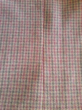 Charger l'image dans la galerie, Blazer vintage Amandine - Burberry en laine imprimé pied de poule. Taille S, 34, 36