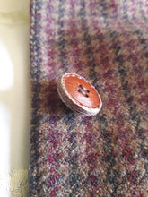 Charger l'image dans la galerie, Blazer vintage Amandine - Burberry en laine imprimé pied de poule. Taille S, 34, 36