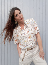 Charger l'image dans la galerie, Chemisier vintage Anne - Motifs floraux irisés. Taille M, 38, 40. Canda.