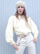 Charger l'image dans la galerie, Chemisier vintage Hermione - Boutons bijoux. Taille L, 40, 42