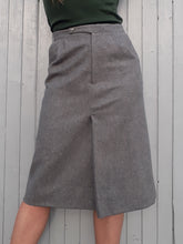 Charger l'image dans la galerie, Jupe vintage Grace - Plis creux. Taille L, 40, 42. Cacharel. Fabriqué en France