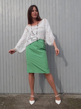 Charger l'image dans la galerie, Jupe vintage Estelle - Vert pomme à pois. Taille S, 34, 36. Fabriqué en France