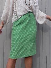 Charger l'image dans la galerie, Jupe vintage Estelle - Vert pomme à pois. Taille S, 34, 36. Fabriqué en France